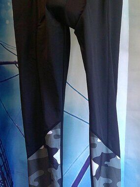 NEW Beroy 3D Gel Padded Cycling Compression Pants/Tights n Camo Woman Sz S 2/4